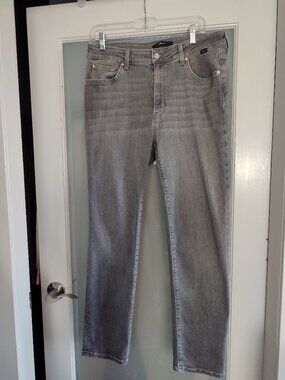 EUC Mavi Kathleen Women High-Rise Slim Boyfriend Jeans  Washed  Grey Size 31